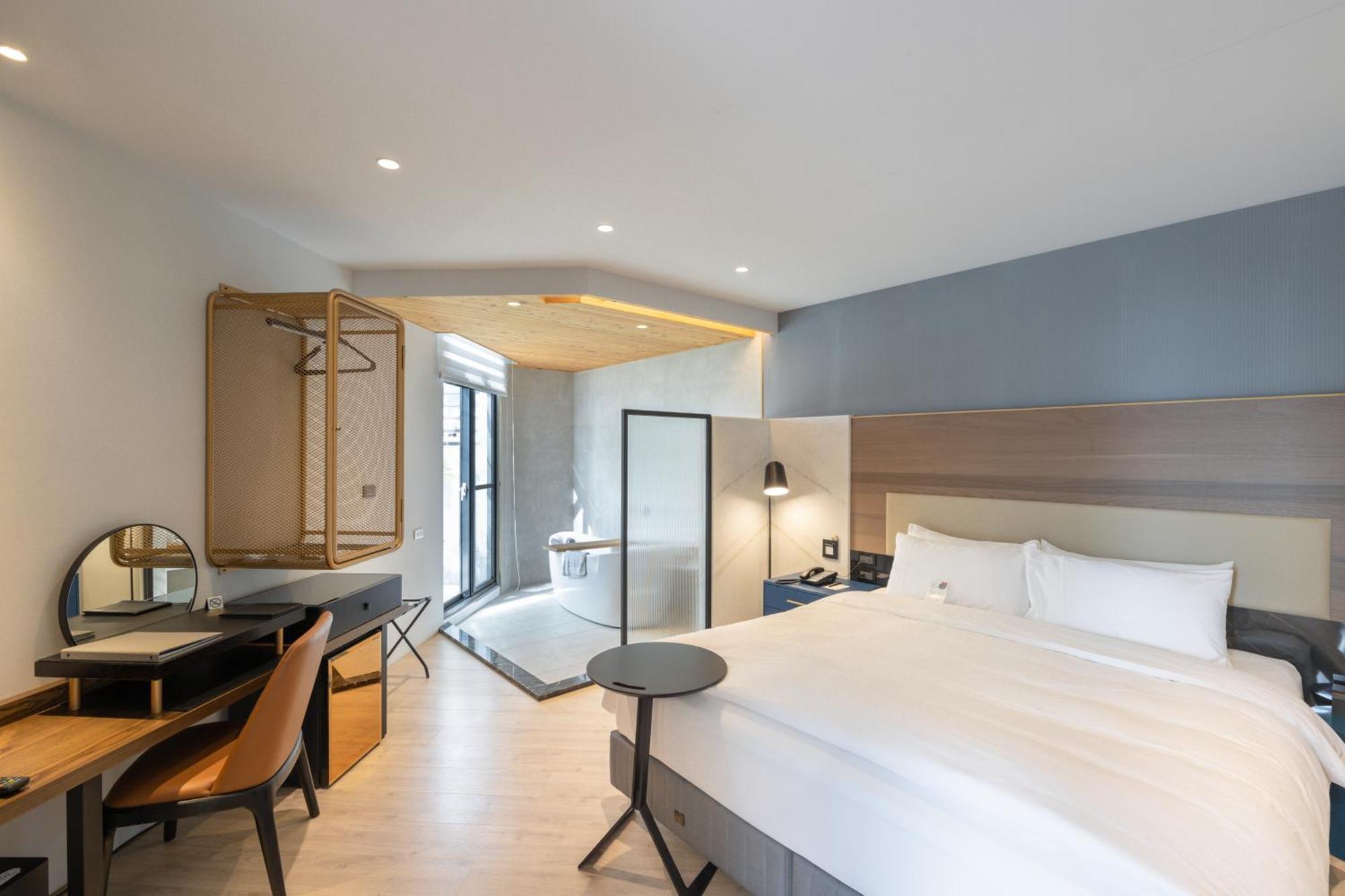 墾丁耳東華苑erdong Manor Bed & Breakfast ภายนอก รูปภาพ
